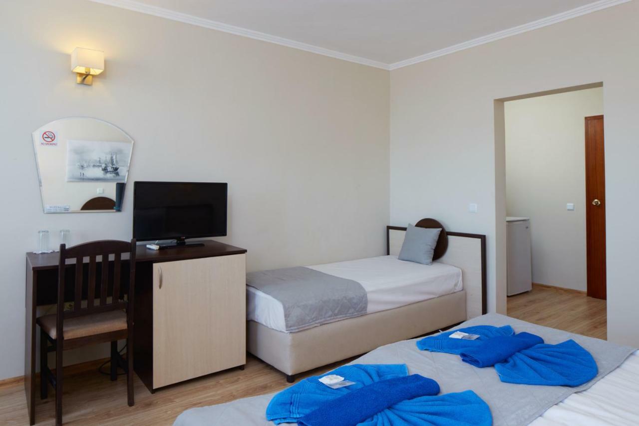 Family Hotel Milev Sveti Vlas Exterior foto